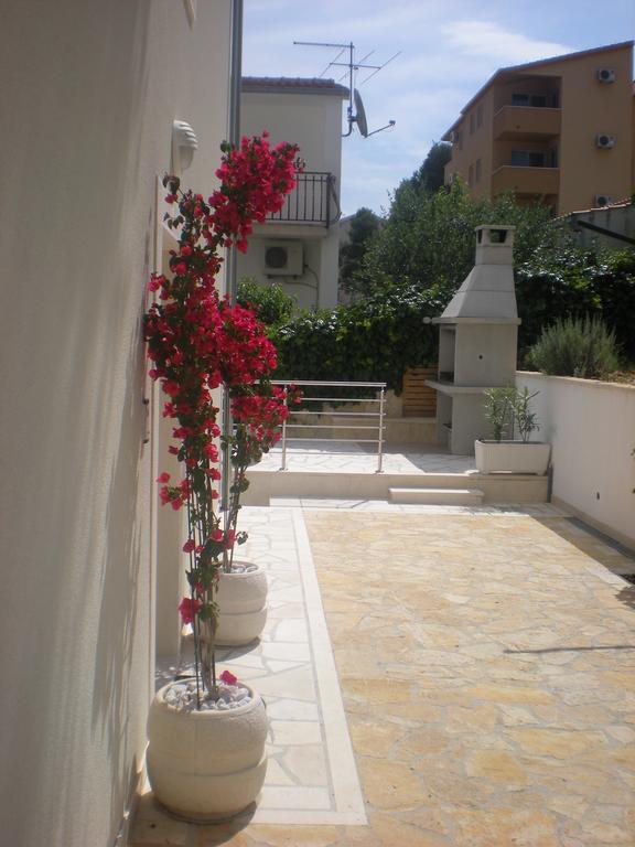 Apartments Oklopcic Trogir Exterior foto