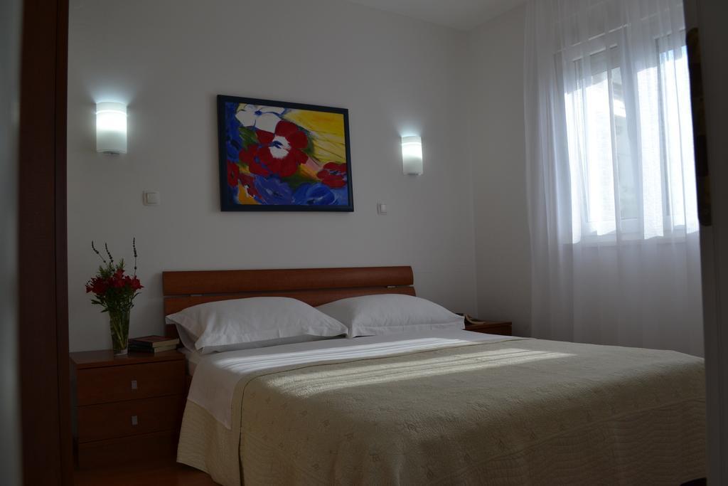 Apartments Oklopcic Trogir Zimmer foto
